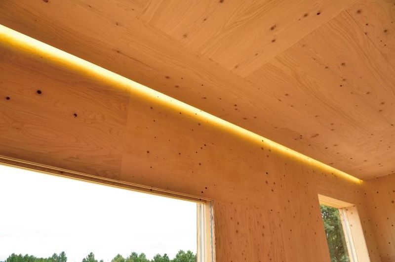 LEDs integrated in ceiling and floor