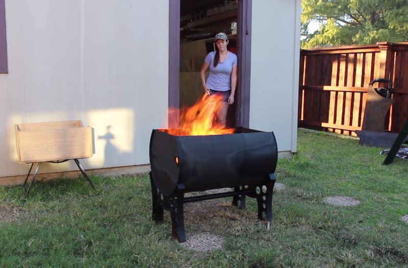 Diyer Upcycles Old Drum Into Functional Scrap Wood Burning Pit