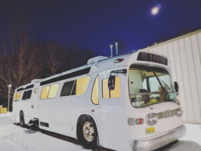 The Bus Tiny Home by Jessie Lipskin