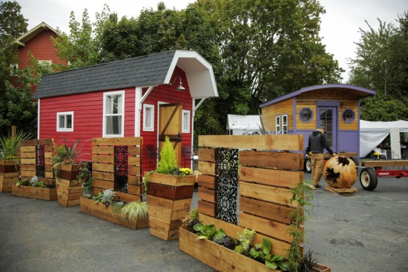 Portland S New Hotel Embraces Tiny House Trend With Different Themes