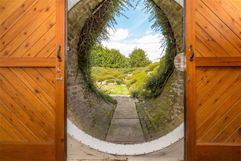 Hobbit Hole in UK