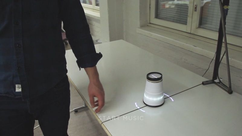 Tap on top to start the Illuminating speaker