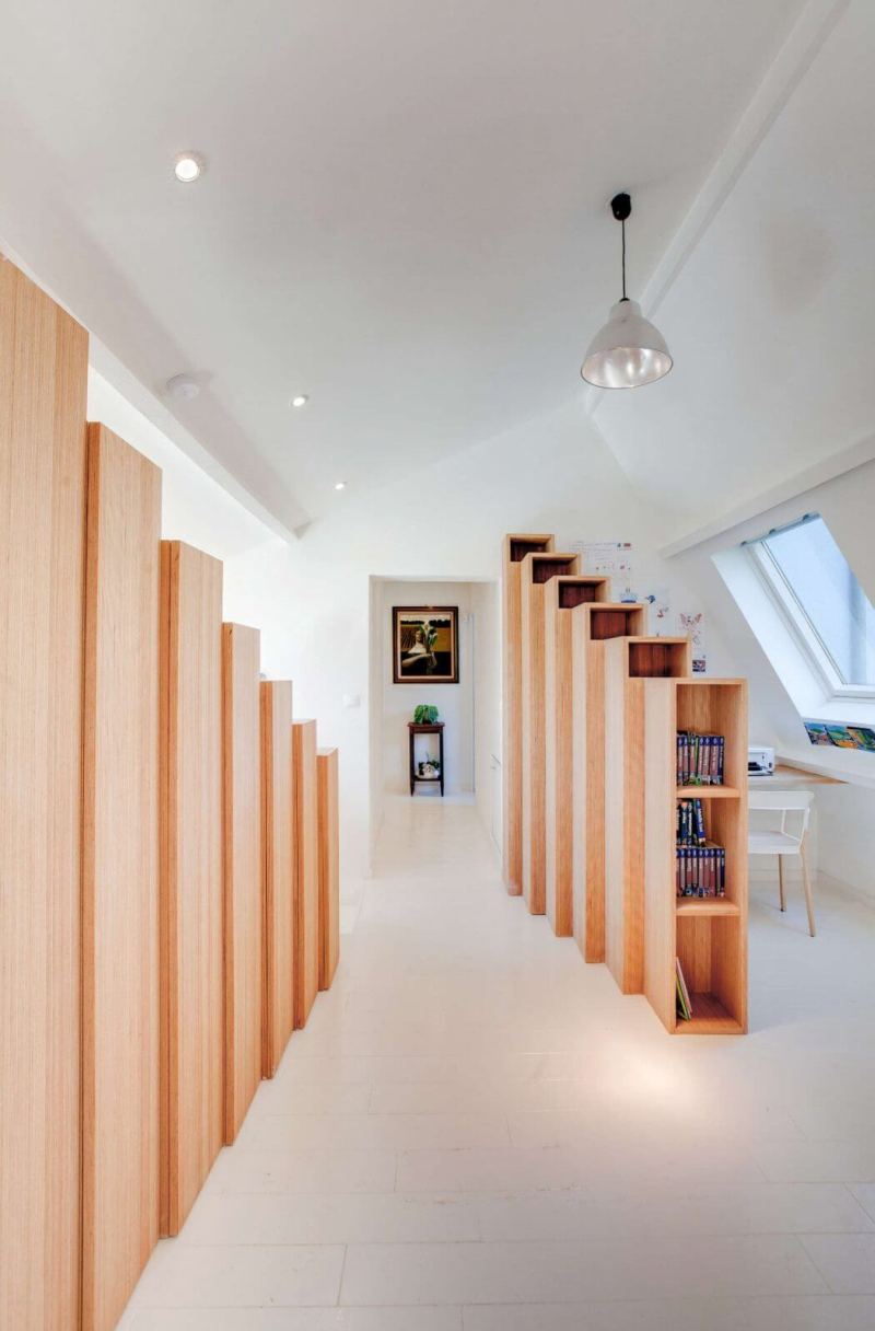 Bookshelf House by Andrea Mosca Creative Studio