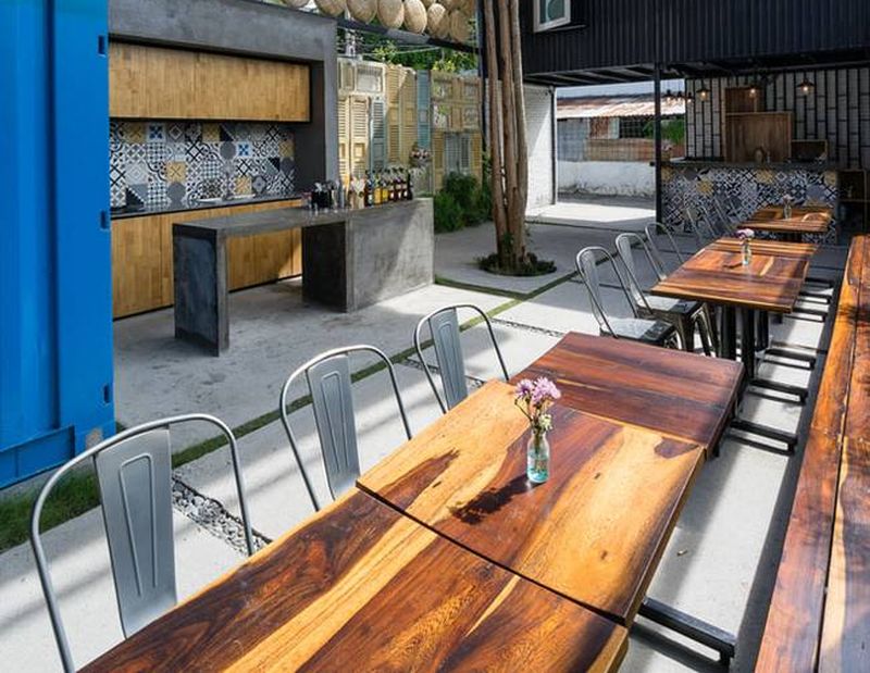 ccasa-hostel-by-tak-architects