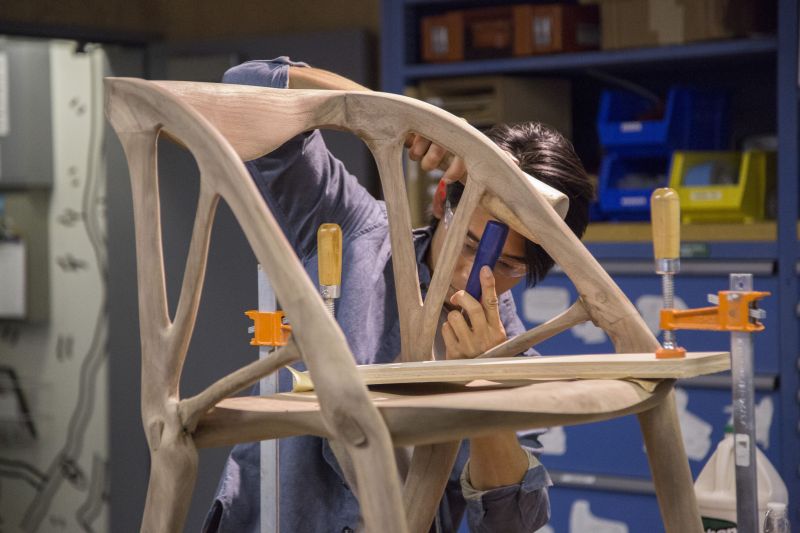 Gluing and clamping process