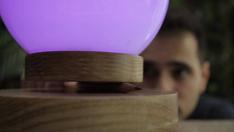 Induces electricity without wires