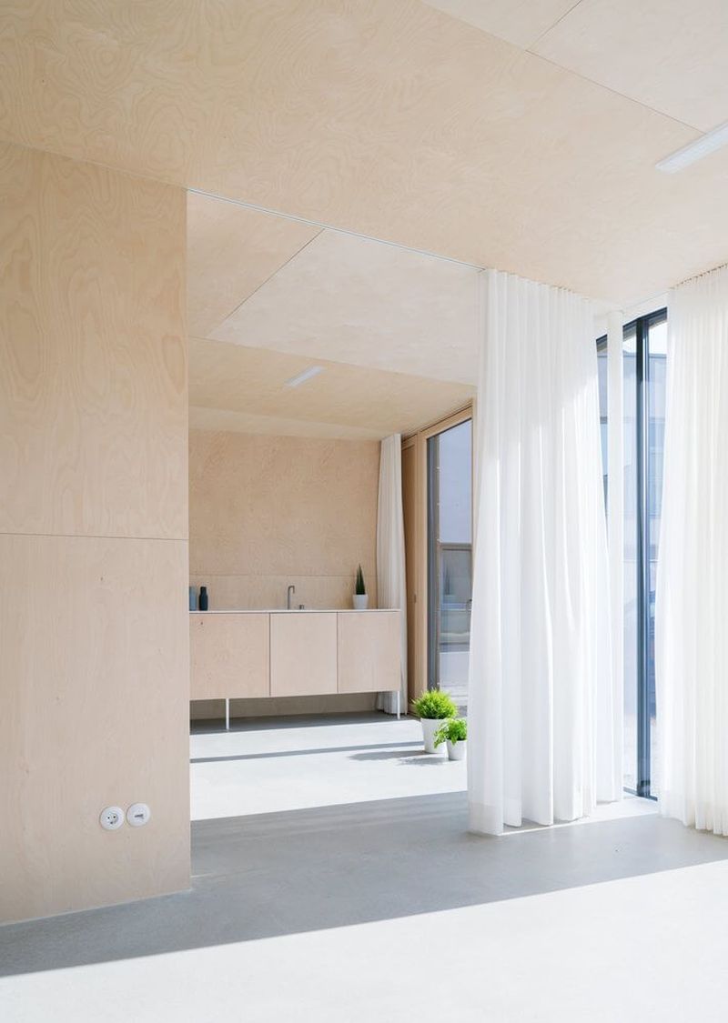 Kitchen in ground floor