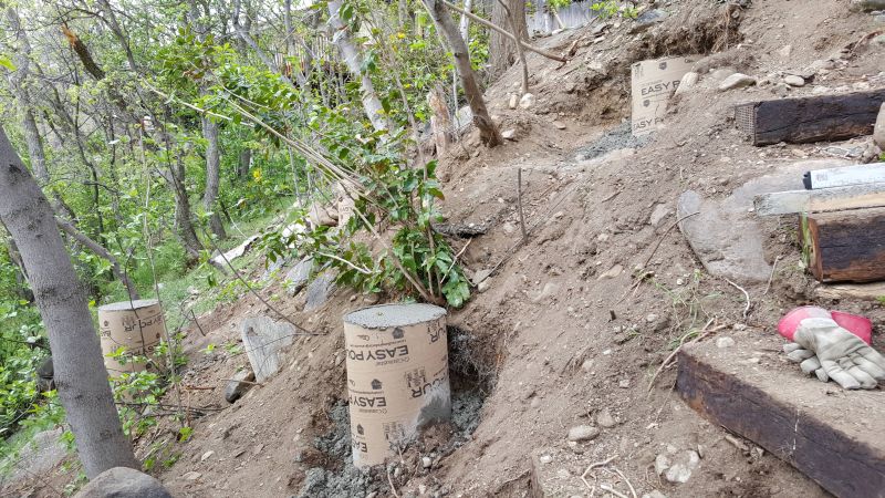 Sonutube filled with concrete and crushed rock pieces