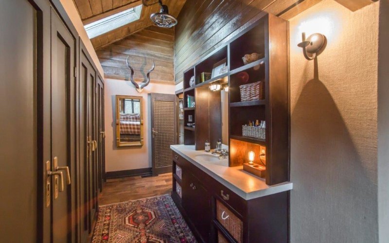 Adequate cabinets and shelving for storage