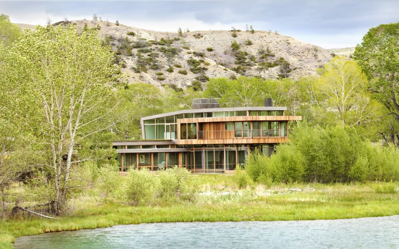 Big Timber Riverside by Hughes Umbanhowar Architects