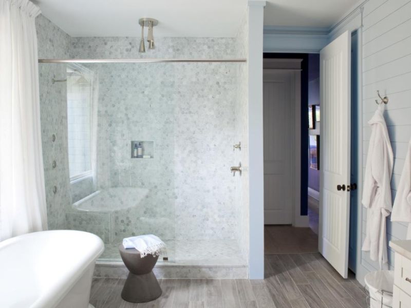 Master bathroom with oak gray porcelain flooring
