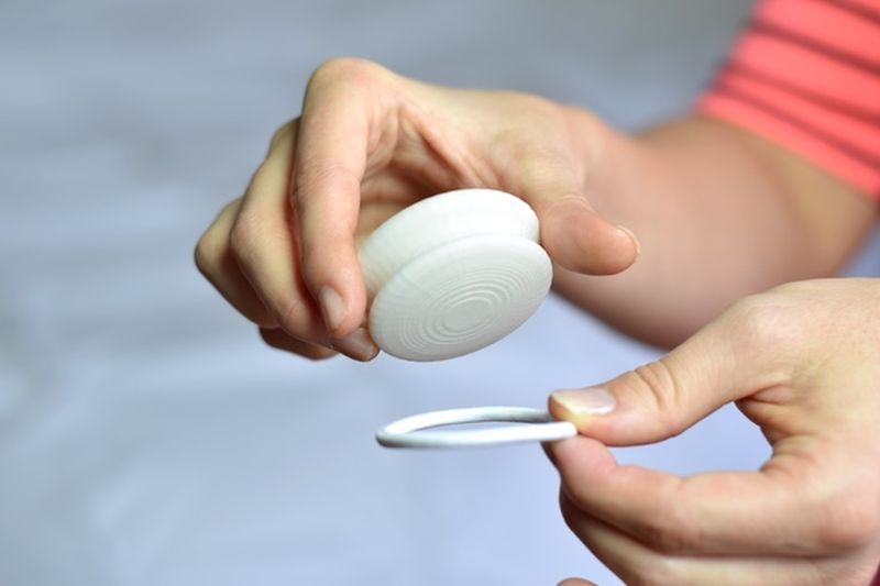 Simple attach system