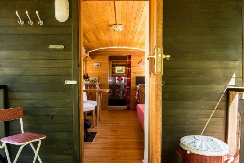 Elongated wooden cabin