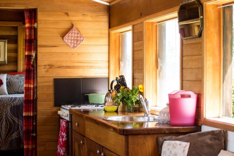wooden cabin