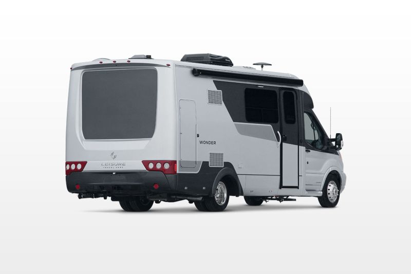 Aerodynamic shape ensures fuel effciency and least wind noise