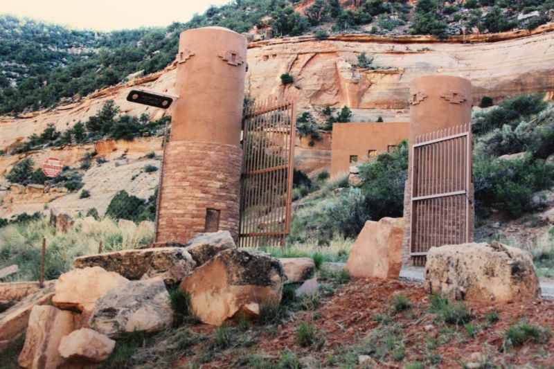 Utah cliffside house