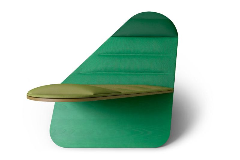 Daydream by Joynout designs is x-shaped lounge chair