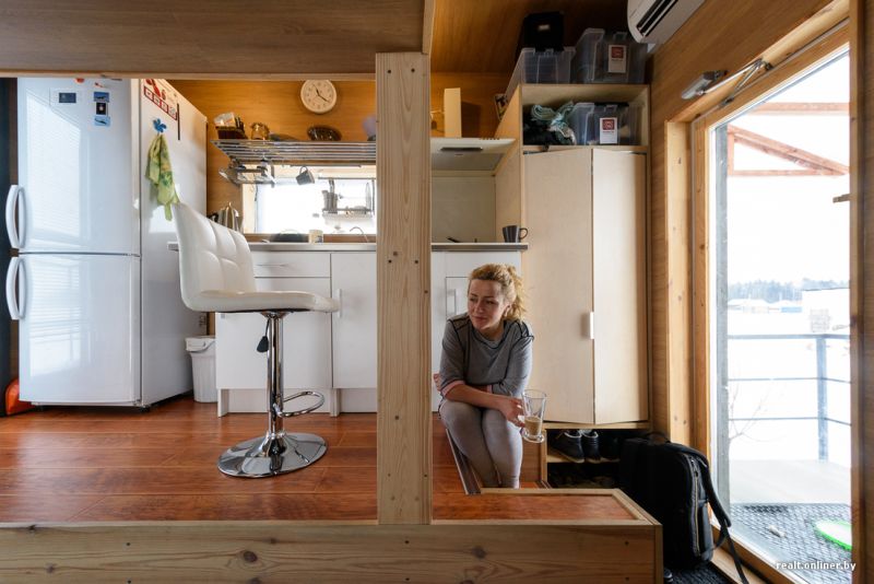 This 16-square-meter tiny house stays cozy with insulated exteriors