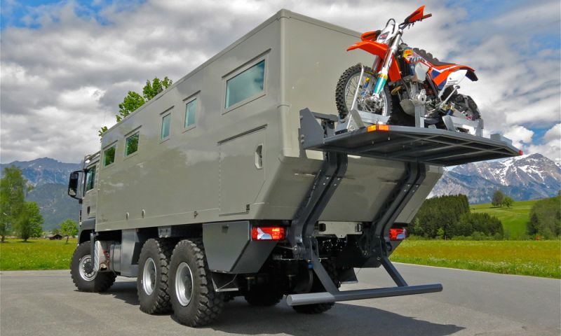 Mobil Globecrusier 7500 Family by Action Mobil