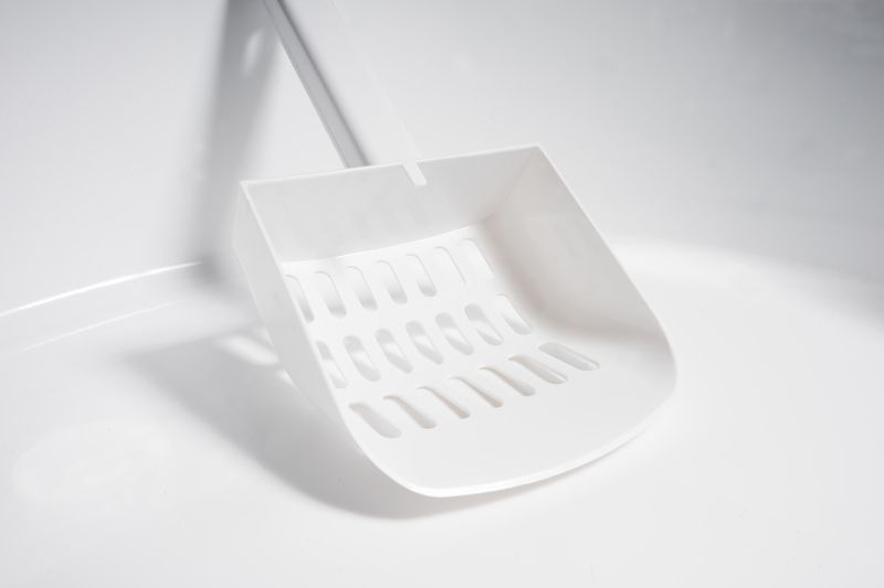 Award-winning Igloo cat litter box by Pidan studio