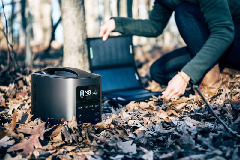 EcoFlow Tech introduces River portable power station with AC/DC outlets