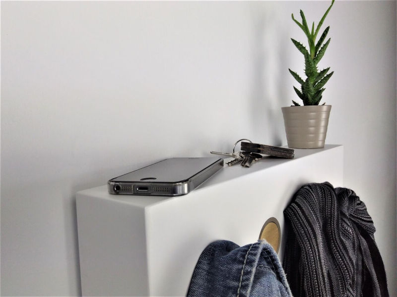 Köllen Tryk modular wall hanger to tidy up your home
