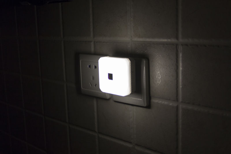 LightCube: Gesture-controlled light can be used in different ways