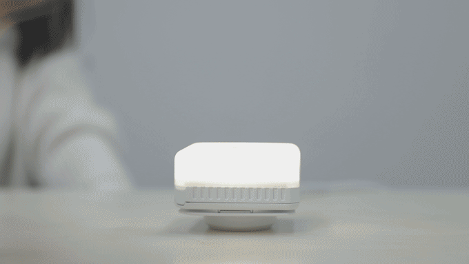 LightCube: Gesture-controlled light can be used in different ways