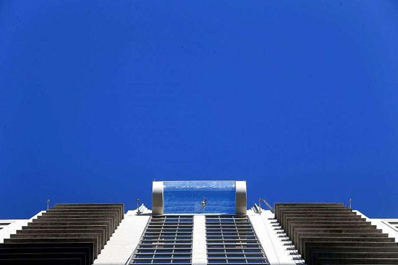 Market Square Tower’s glass sky pool floats 500 ft above the ground