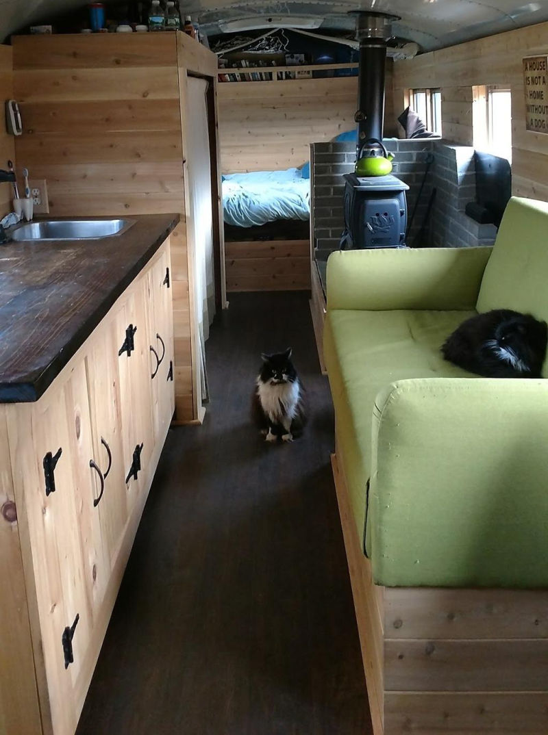This converted school bus home asks just US$25k