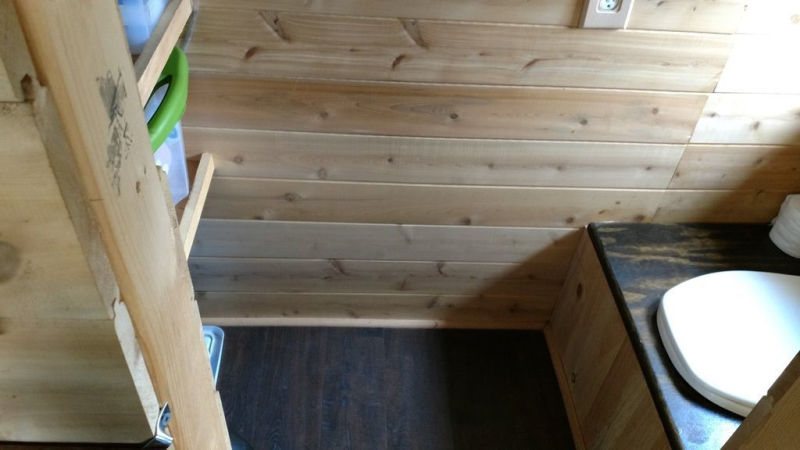 This converted school bus home asks just US$25k