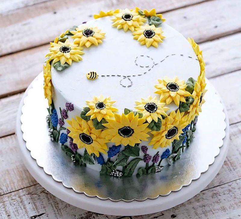 Iven Kawi 3D flower cakes