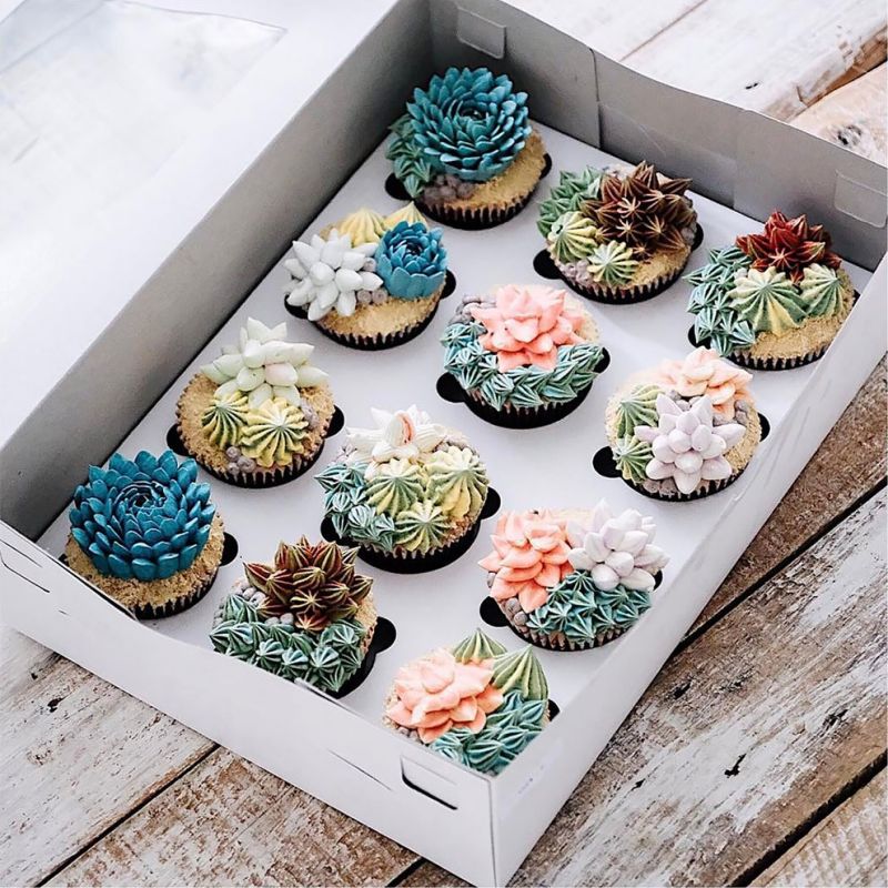Iven Kawi 3D flower cakes