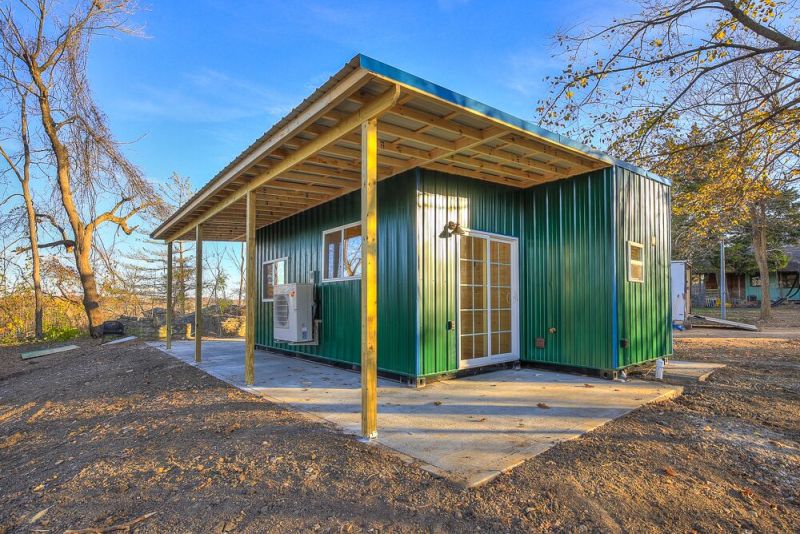 https://customcontainerliving.tinyhouseme.com/custom-container-living/happy-twogether