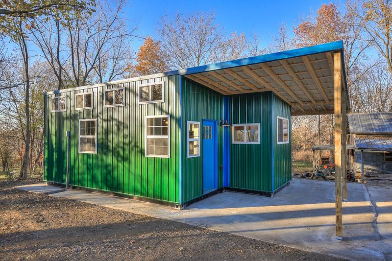 https://customcontainerliving.tinyhouseme.com/custom-container-living/happy-twogether