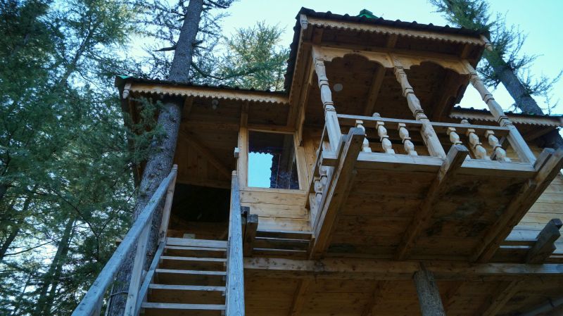 Himalayan Bliss Treehouse