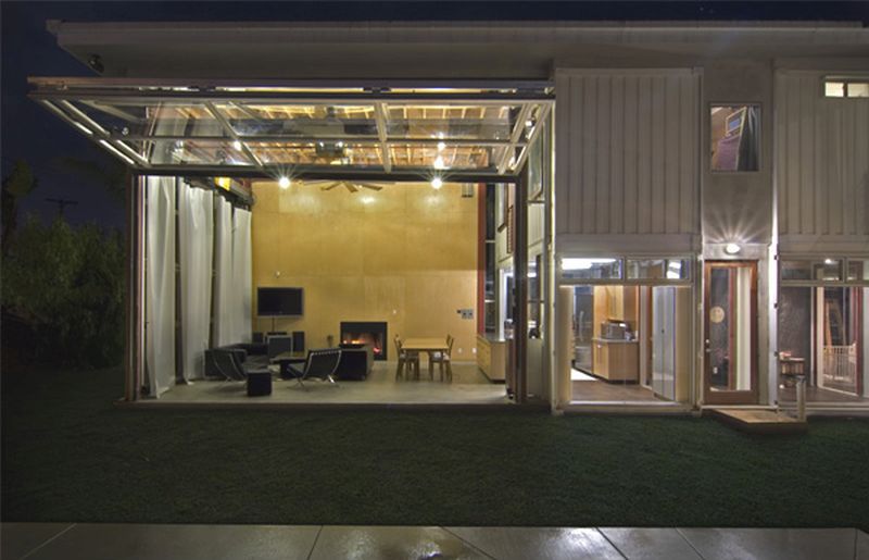 Redondo Beach House by DeMaria Design Associates