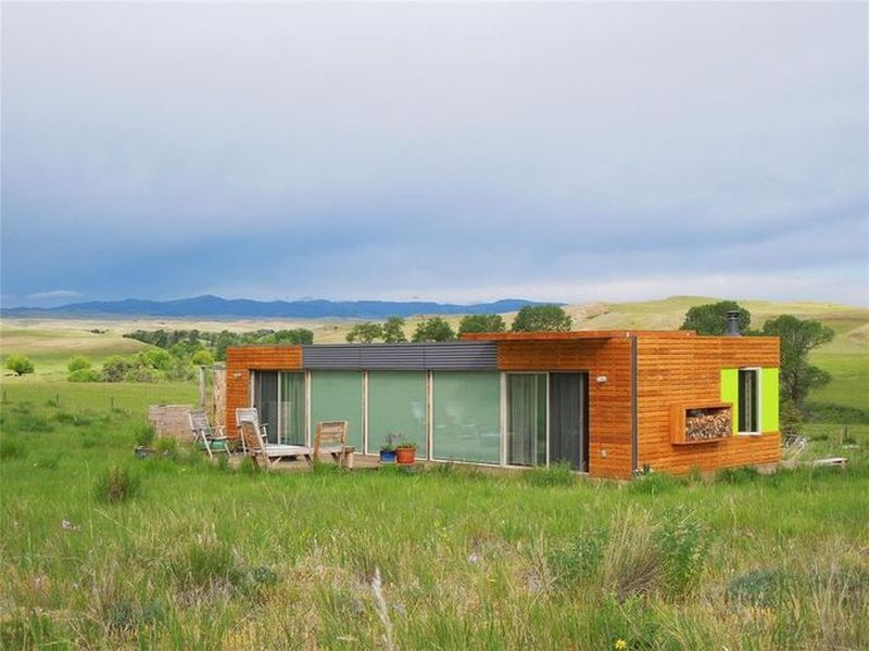 Shipping container house by Ty Kelly