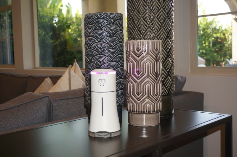 Smalt Salt Shaker has built-in speaker and mood lighting