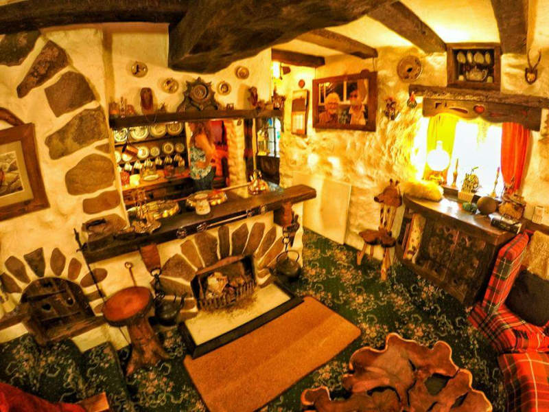 This hobbit home in Scotland looks like it belongs to the Shire
