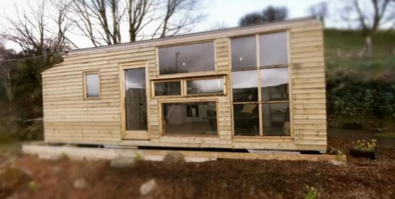 UK couple builds family home out of two old Lorries in just US$6.5k