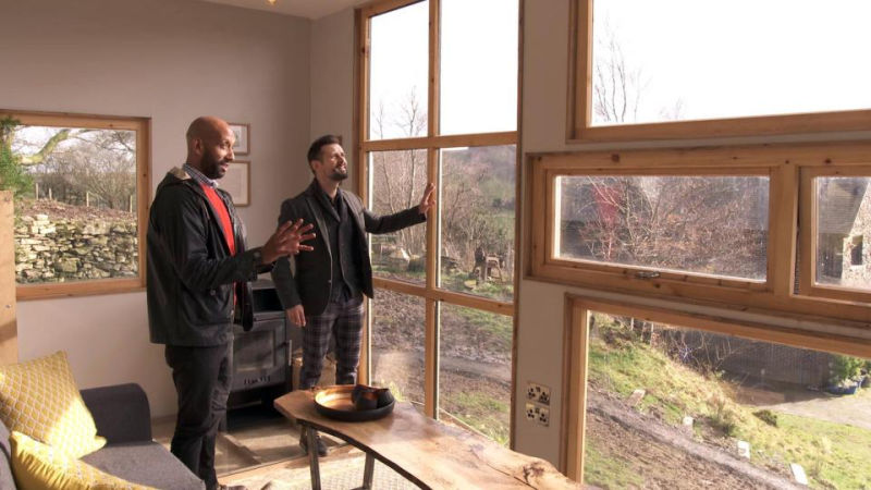 UK couple builds family home out of two old Lorries in just US$6.5k