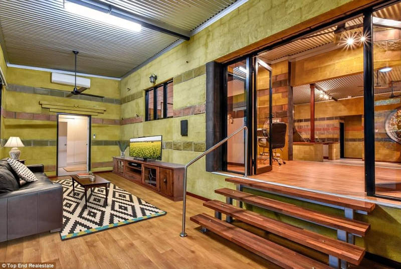 Humpty Doo home boasts circular front door inspired by ‘The Hobbit’