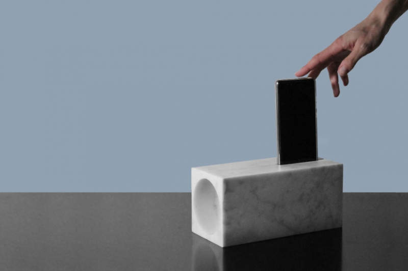 Trombetta marble iPhone speaker dock by Moreno Ratti
