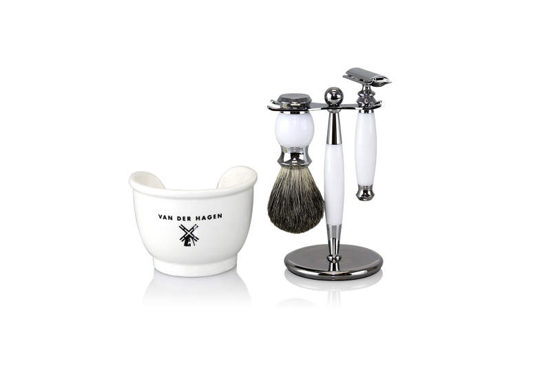 White Light modern shave kit by Van Der Hagen
