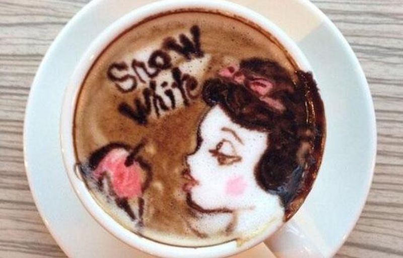 snowwhite latte art