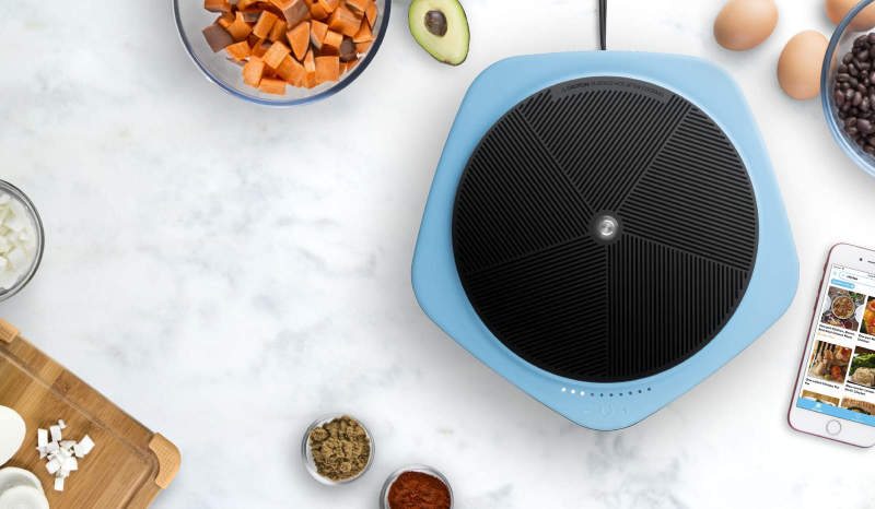 Buzzfeed S Smart Induction Cooktop Syncs With Its Cooking Videos