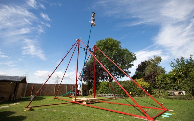 26 Unique Swings You D Want In Your Backyard Right Now