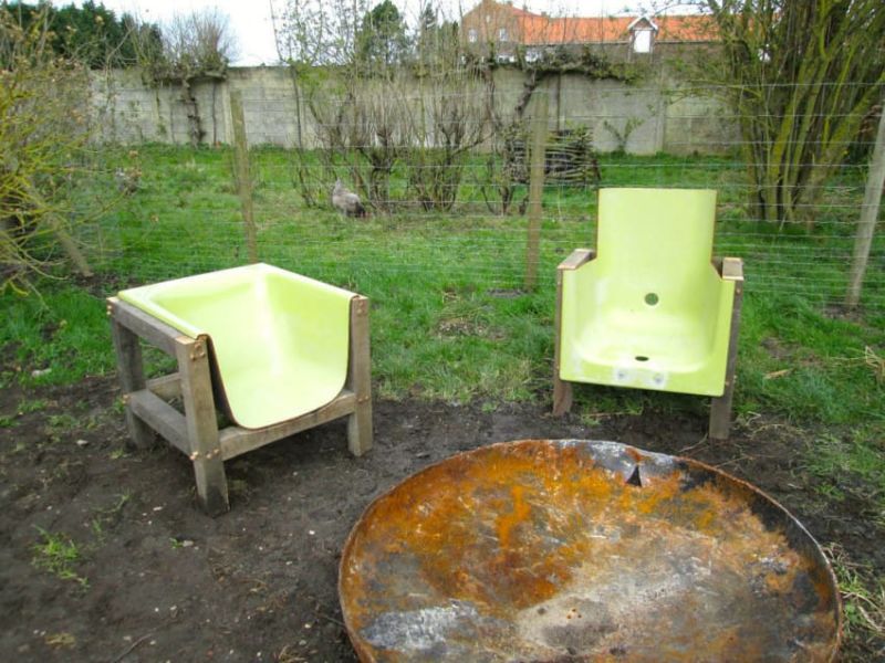 Old bathtub into chair