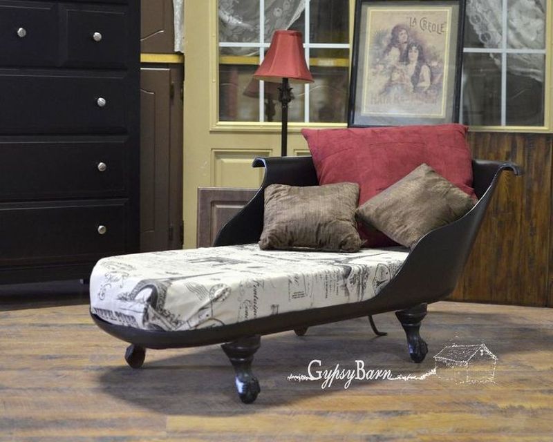 Old bathtub into lounge chair